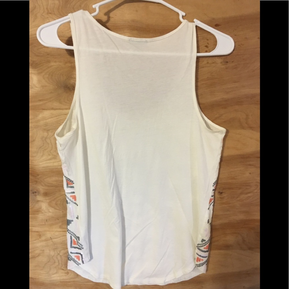 Express ladies medium sequin tank top Aztec design - Picture 3 of 5